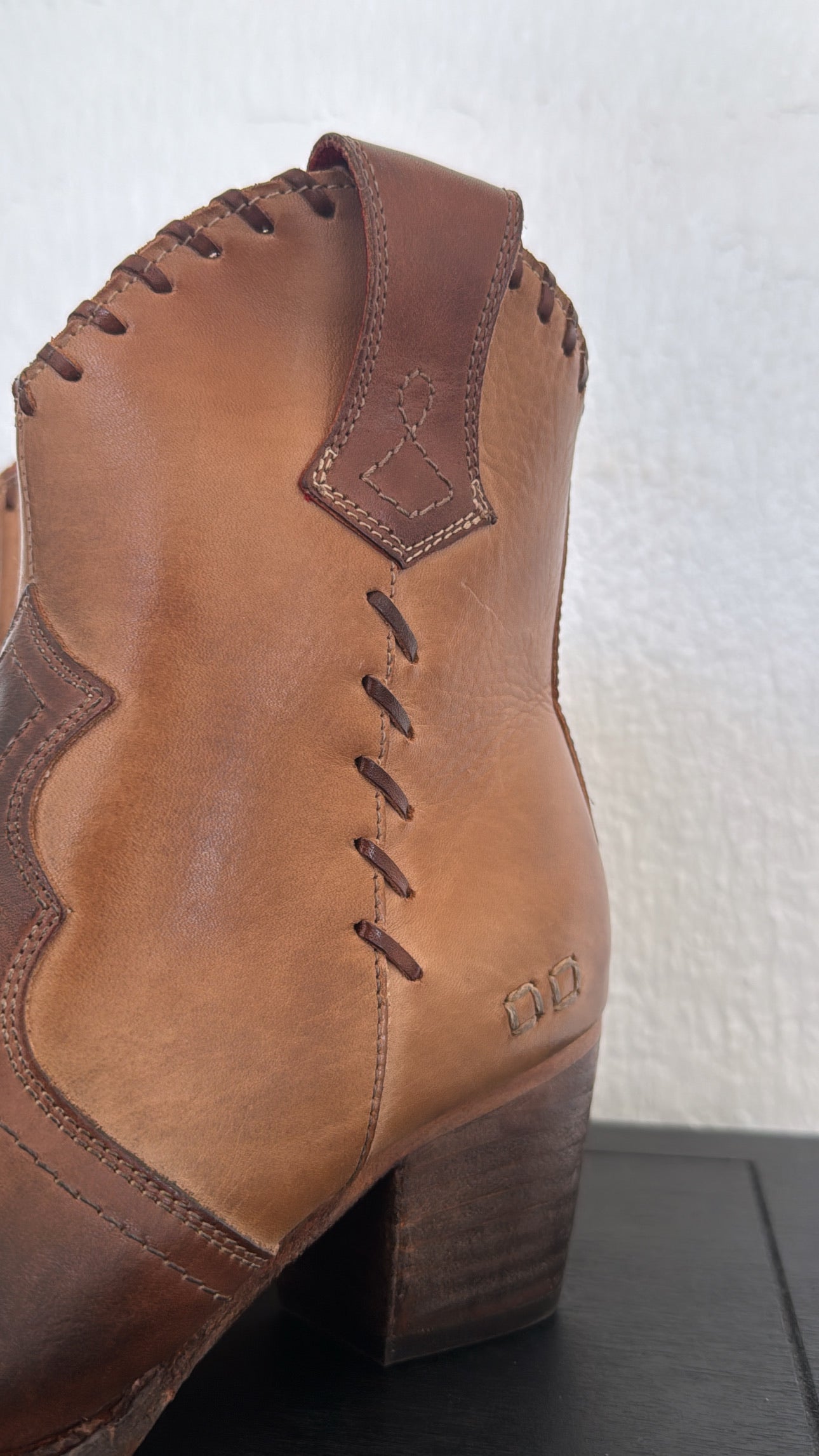 Bedstu Baila ll, Teak Oats Rustic